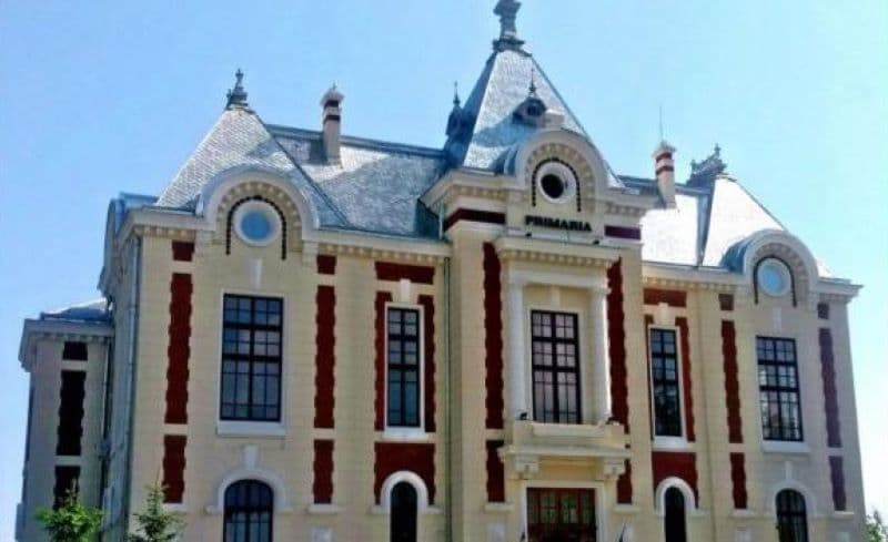 Primăria Dorohoi a intervenit pentru găsirea unei soluții pentru diminuarea perioadei de întrerupere a apei