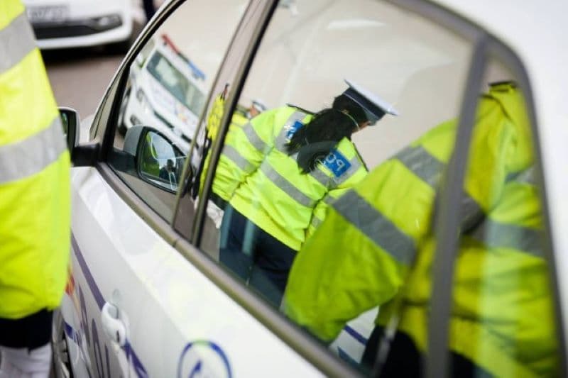 Șoferi băuți și fără permis, Corlăteni și Botoșani, scoși din trafic de polițiști