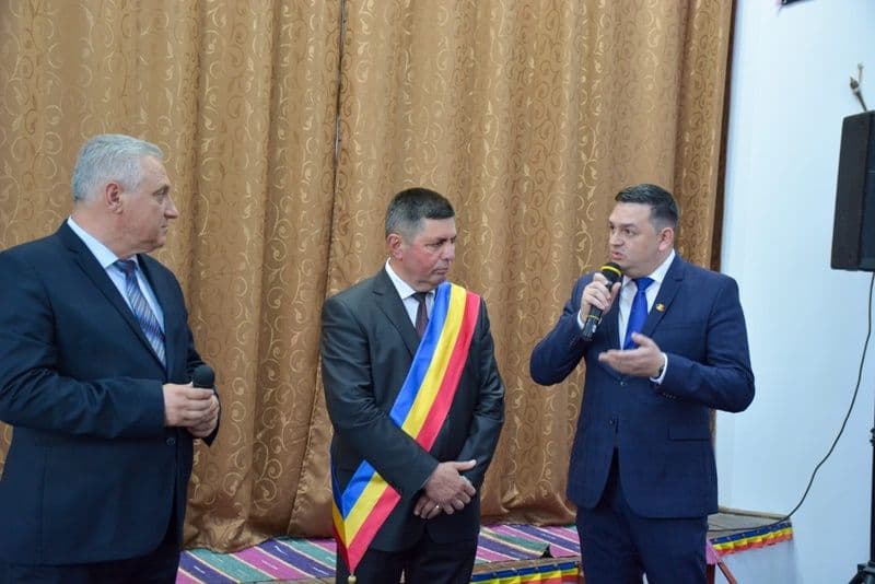 S-a semnat acordul de înfrățire între comuna Frumușica și satul Gribova - FOTO
