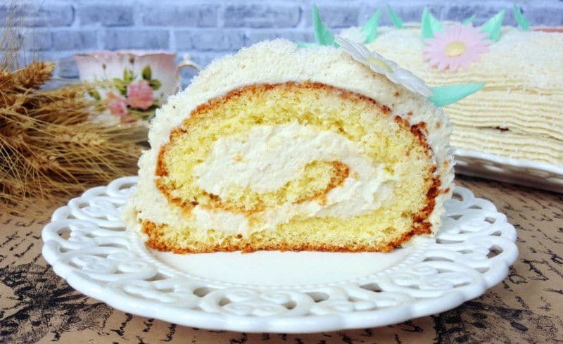 Ruladă cu cremă de vanilie