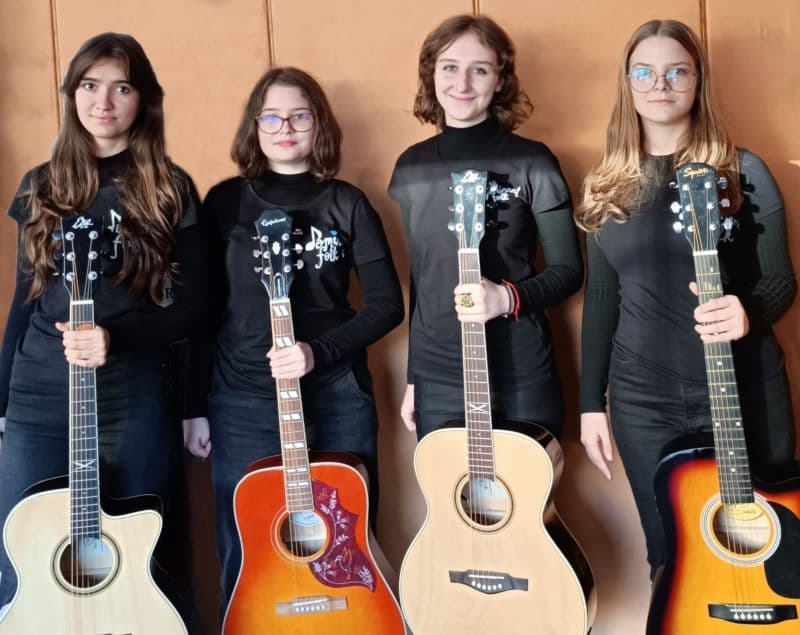 Rezultate deosebite obținute de elevii cercului Muzică folk-muzică ușoară de la Clubul Copiilor Dorohoi - FOTO