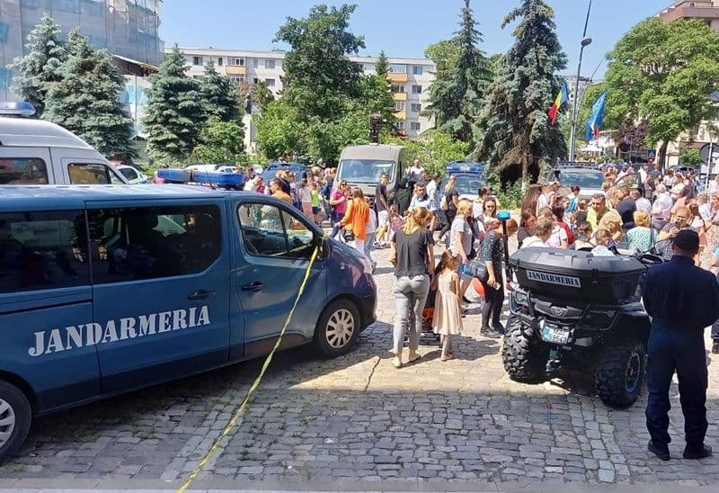 Jandarmii vor asigura ordinea și siguranța publică la manifestările dedicate Zilei Internaționale a Copilului - FOTO