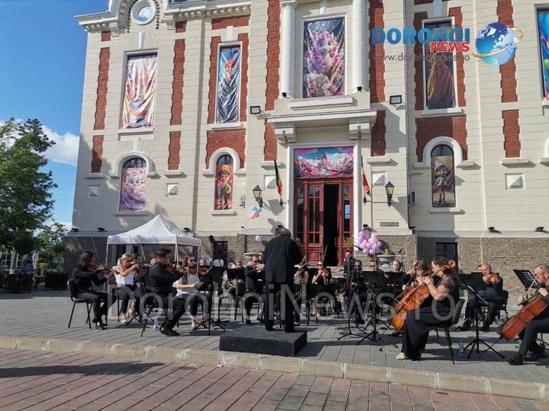 Filarmonica „George Enescu” Botoșani - Spectacol de excepție la Dorohoi - FOTO