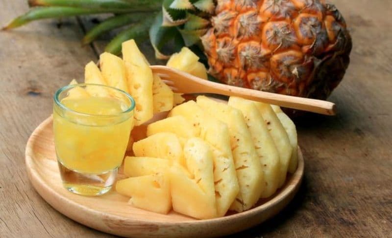 Beneficii pentru sănătate oferite de ceaiul de ananas