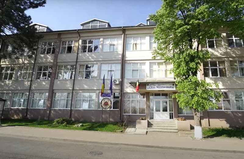 Liceul „Regina Maria” Dorohoi – Confirmă-ți calitatea și hai să te dezvolți alături de noi! Oferta educațională pentru anul școlar 2024-2025!