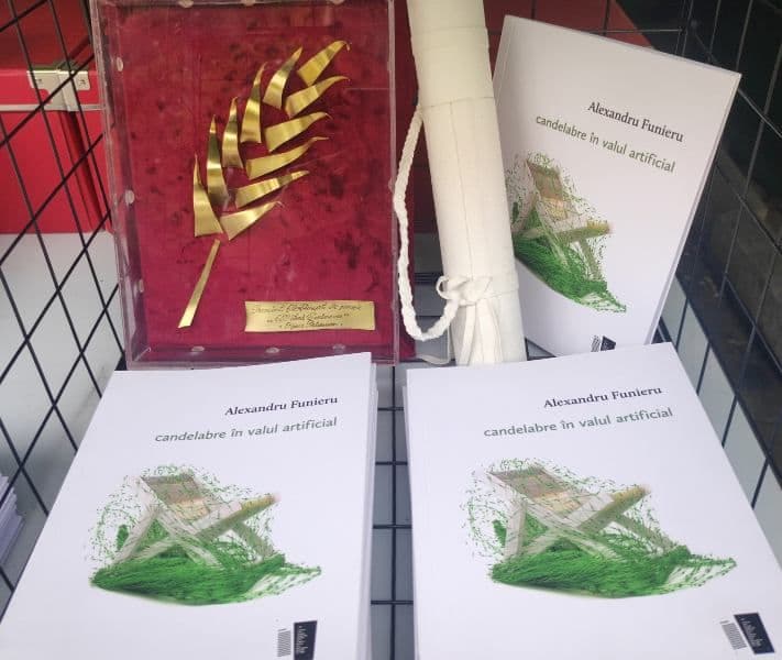 A fost desemnat Laureatul Premiului Național de Poezie „Mihai Eminescu” –  Opus Primum