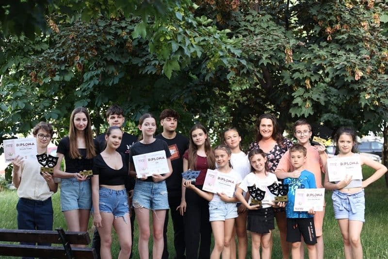 Premii obținute de elevii secției de actorie din Dorohoi a Școlii Populare de Arte Botoșani la un Festival Internațional - FOTO