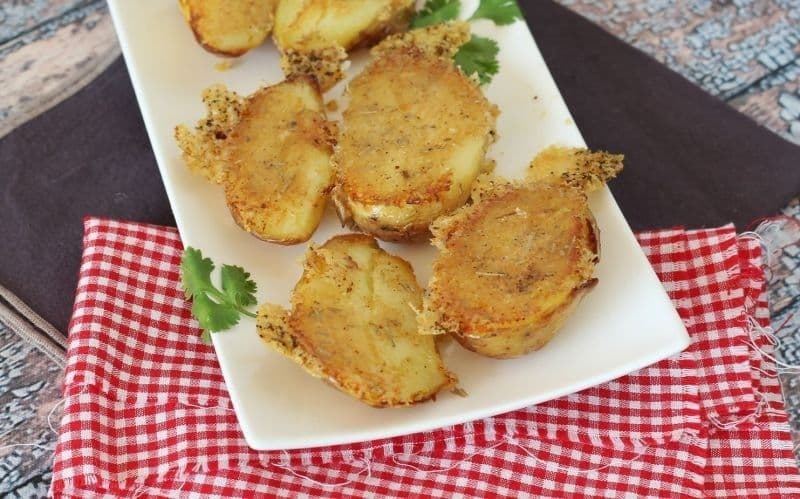 Cartofi crocanți cu parmezan
