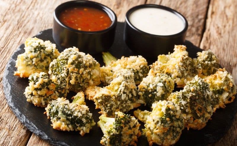 Broccoli pane cu sos de smântână