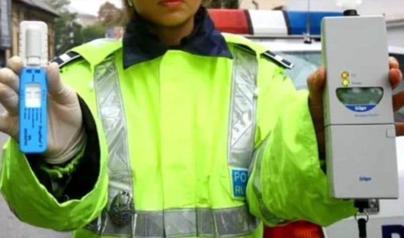 Precizări ale poliției privind întocmirea unor dosare penale în urma testărilor pozitive cu aparatul Drager5000