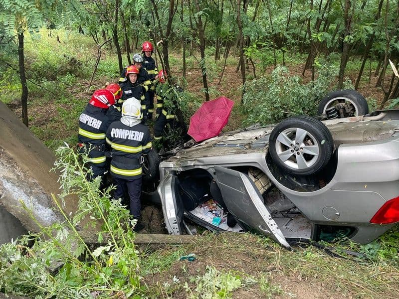Accident rutier la Baisa: Cinci persoane au avut nevoie de îngrijiri medicale - FOTO