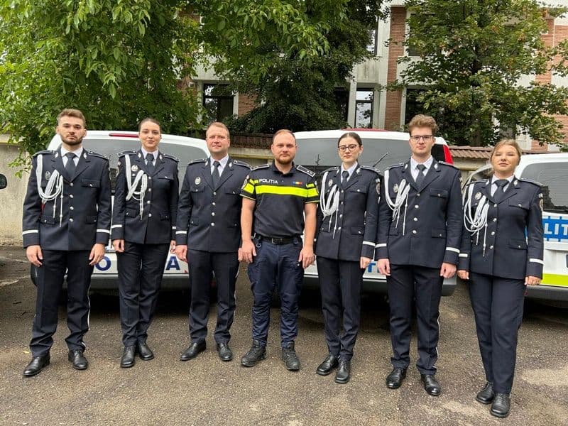 Șapte ofițeri și-au început activitatea la I.P.J. Botoșani - FOTO