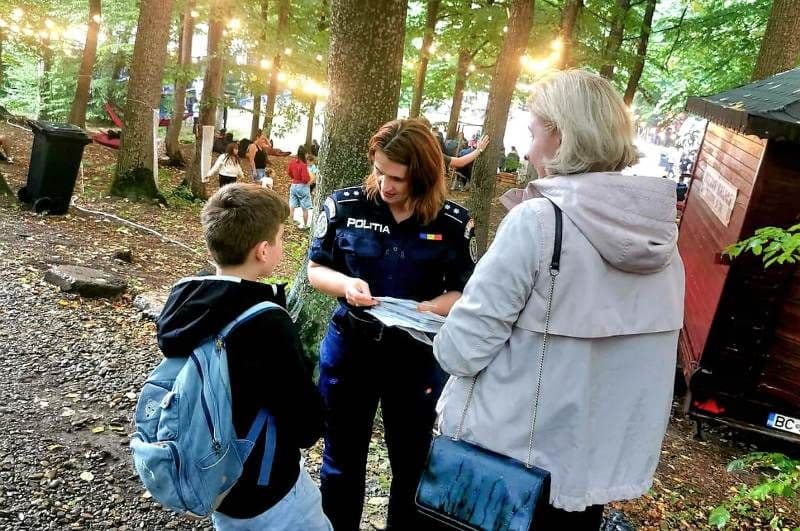 Activități preventive desfășurate de polițiștii de Siguranță Școlară