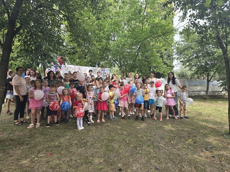 Școala de vară la Școala Profesională „Sf. Apostol Andrei” Smârdan în parteneriat cu Parohia „Pogorârea Sfântului Duh” Smârdan - FOTO