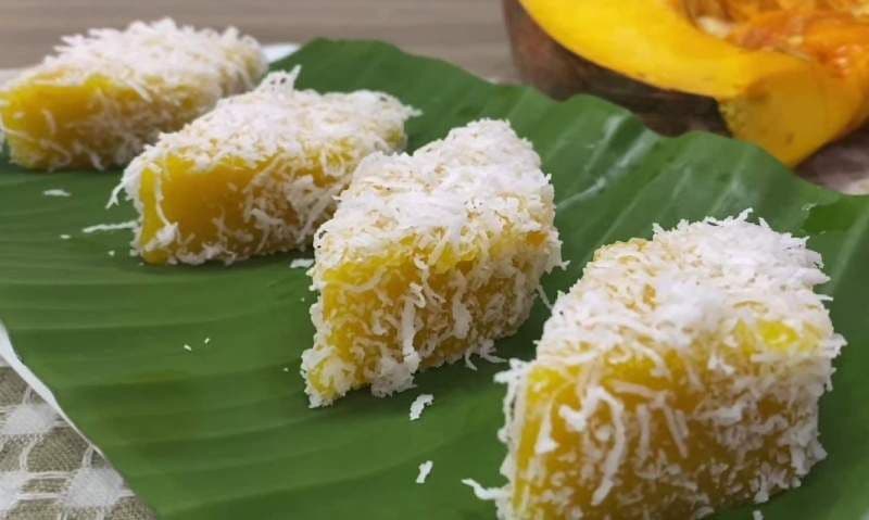 Prăjitură cu dovleac și nucă de cocos