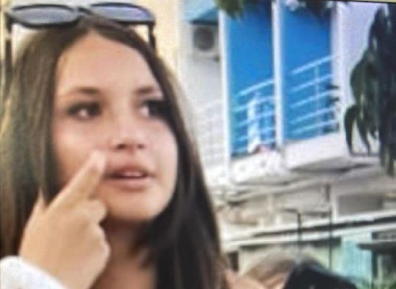 Sunați la 112 dacă o vedeți pe Anastasia! Polițiștii botoșăneni caută o fată, de 13 ani, dată dispărută de familie