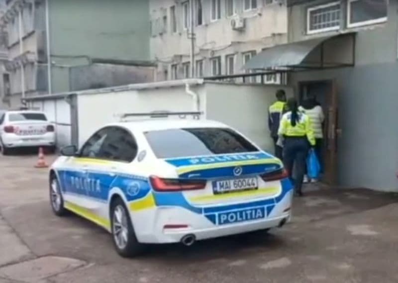 Șoferul urmărit pe străzile din Botoșani a fost reținut pentru 24 de ore