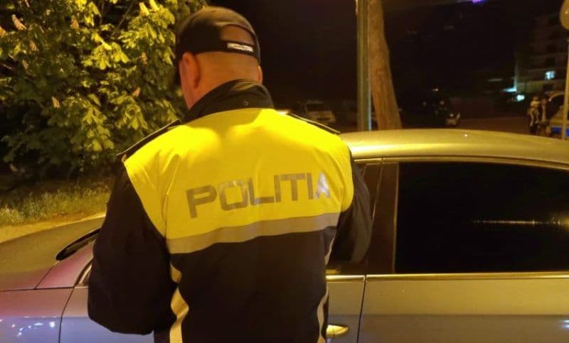 Iranian prins băut la volanul autoturismului pe un drum din județul Botoșani