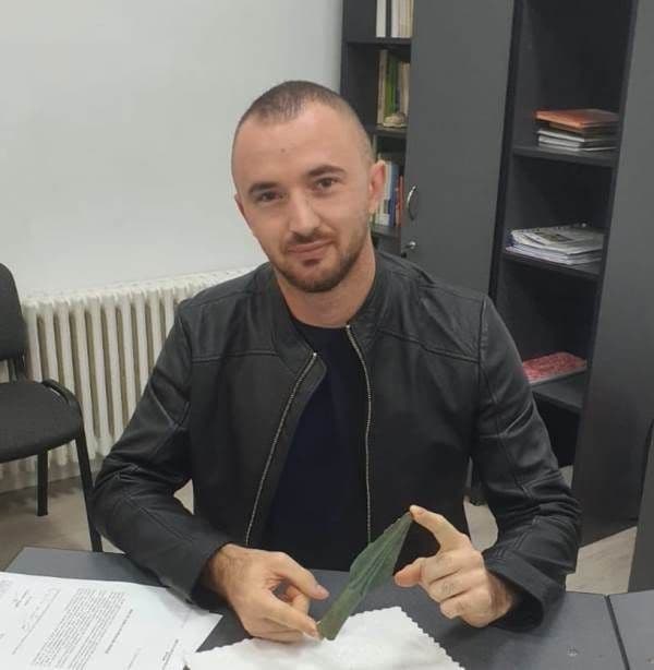 Artefact din Epoca Bronzului găsit de un jandarm cu un detector de metale lângă pădurea Tudora