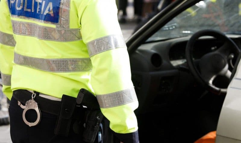 Șoferi cu alcoolemii uriașe, scoși din trafic de polițiști