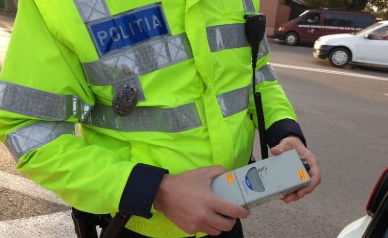 Șofer băut scos din trafic de polițiști