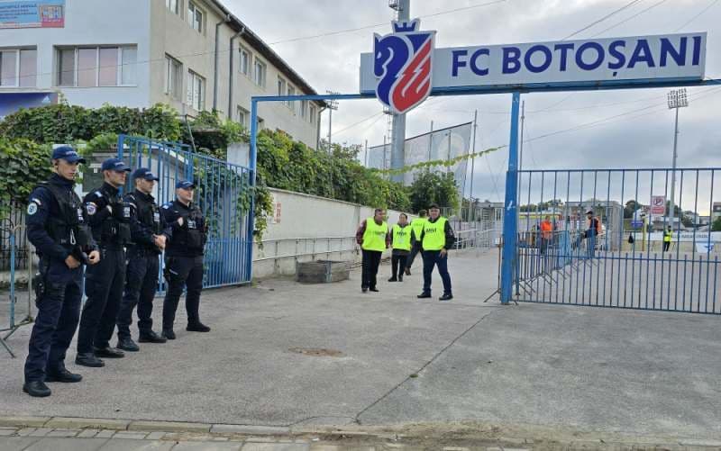 Măsuri de ordine publică la meciul de fotbal dintre F.C. Botoșani și F.C. Universitatea Cluj