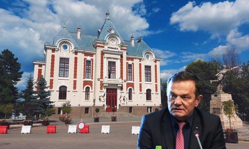 Dorin Alexandrescu: „Continuăm investiţiile în infrastructura şcolară, social-culturală şi rutieră”