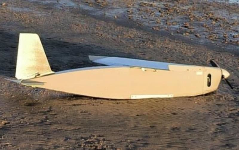 O dronă prăbușită a fost găsită în apropierea barajului Stânca-Costești. Un pescar a alertat Poliţia de Frontieră