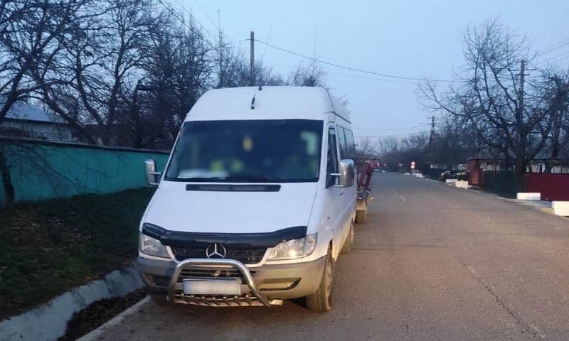 Pericol în trafic, îndepărtat de către polițiștii de frontieră din Dorohoi - FOTO