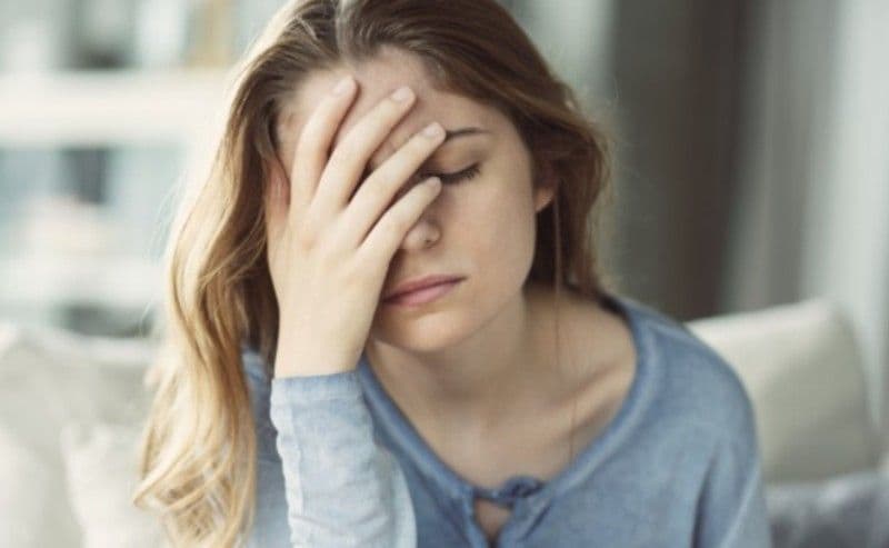 Sfaturi pentru ameliorarea unei migrene în mod natural
