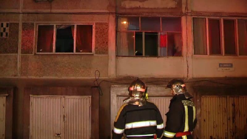 Incendiu produs într-un apartament din Botoșani din cauza unui reșou electric în funcțiune