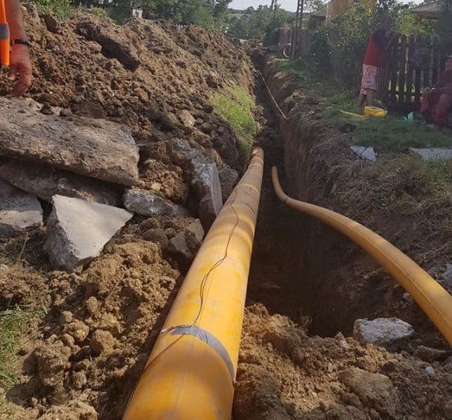 A început realizarea proiectului PSD pentru extinderea rețelei de gaze naturale din Județul Botoșani. Se fac lucrări în comuna Stăuceni. Urmează Băluș