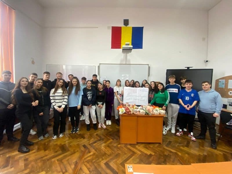 Campanie umanitară la Colegiul Național „Grigore Ghica” Dorohoi - FOTO