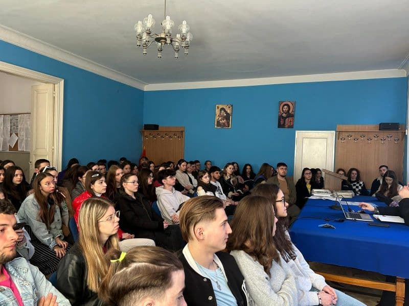 Importanța și frumusețea voluntariatului