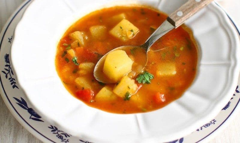 Ciorbă de cartofi cu tarhon
