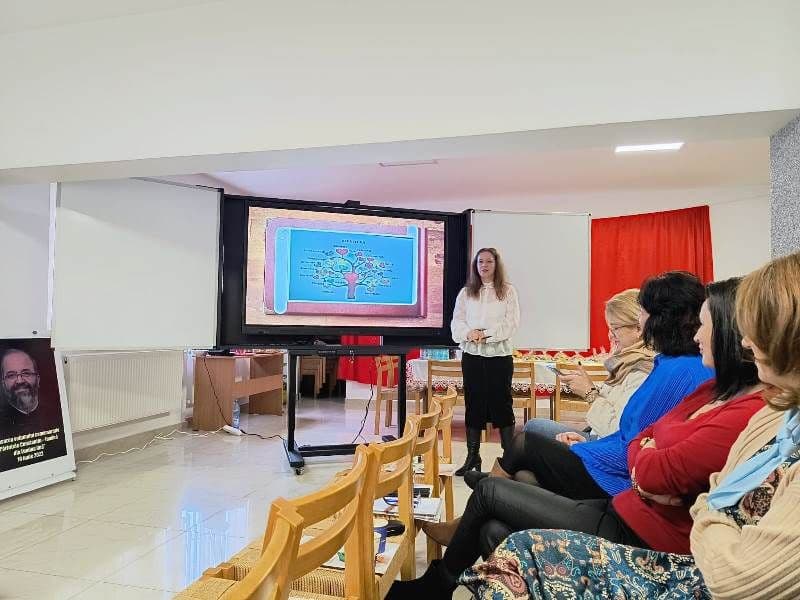 Seminarul Teologic Liceal Ortodox a fost gazda Cercului Pedagogic al profesorilor de biologie, zona Dorohoi - FOTO