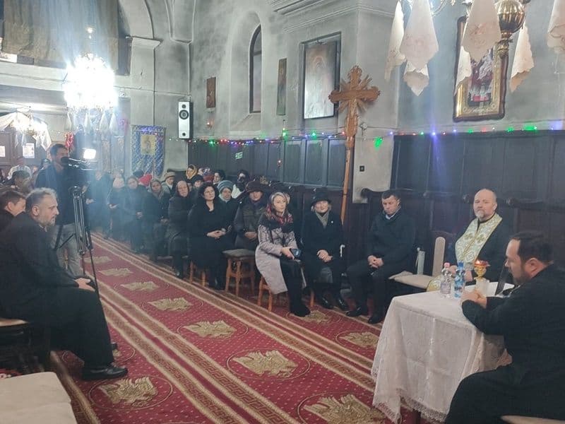Seară duhovnicească la Parohia Dimăcheni. Sfânta Spovedanie și Sfânta Împărtășanie, medicamente duhovnicești pentru viața în Hristos