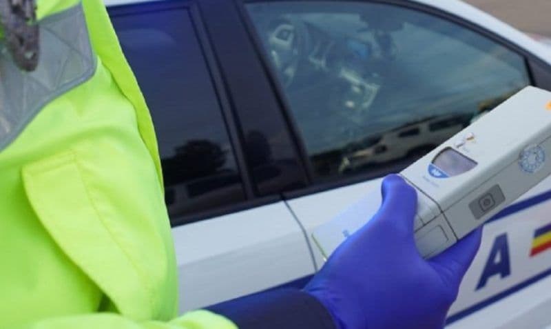 Șofer cu alcoolemie uriașă depistat de polițiștii din Săveni 