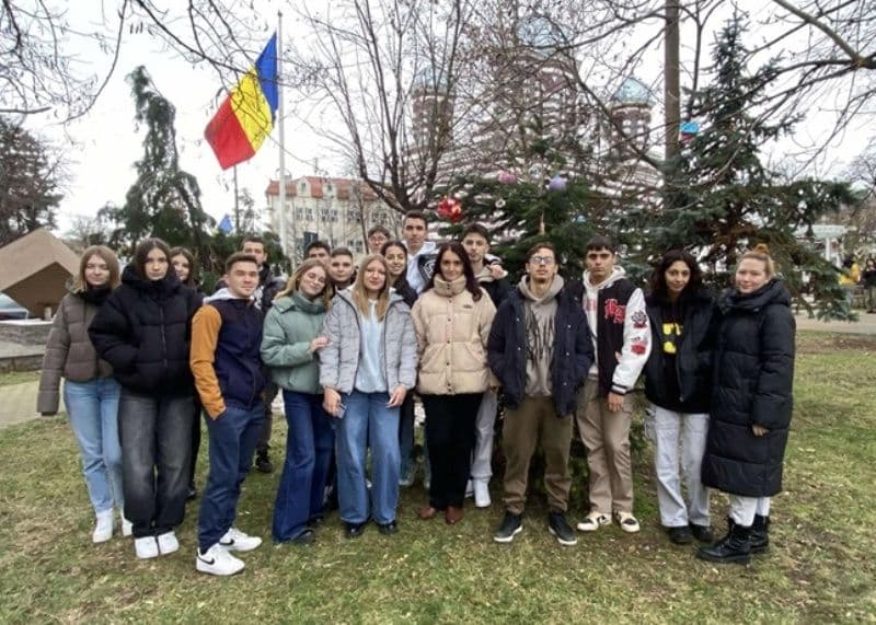 Colegiul Național „Grigore Ghica” Dorohoi – Prima activitate din cadrul Programului Național Săptămâna „Școala Altfel” - FOTO