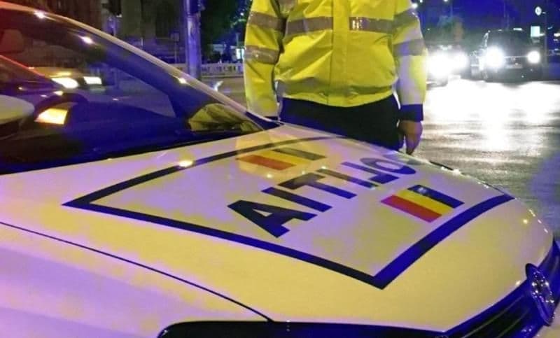 Peste 60 de premise de conducere și certificate de înmatriculare reținute de polițiști în weekendul care a trecut