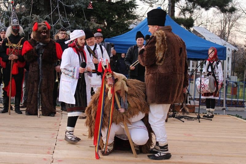 Datini si obiceiuri Dorohoi 2023_Partea I_08