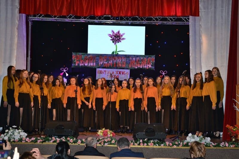 Flori pentru mama 2024_2_03