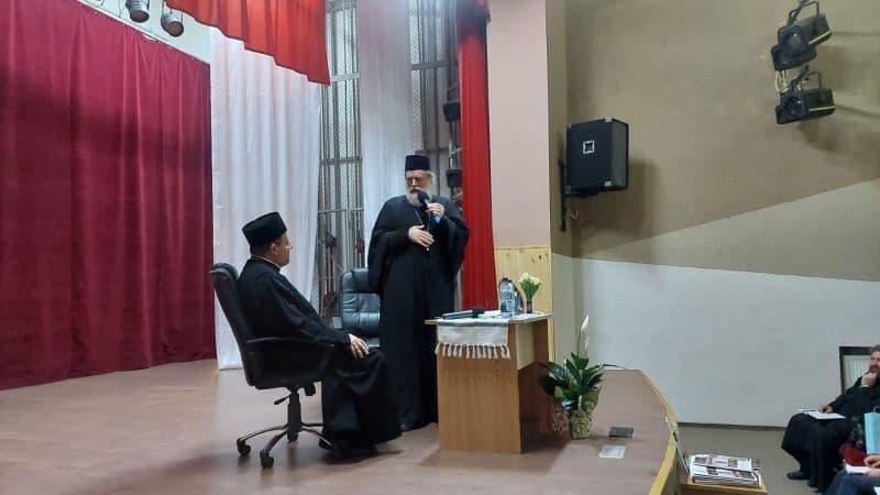 Conferinta (6)