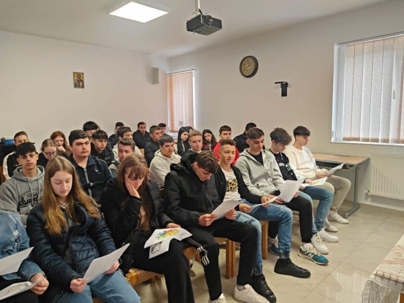 Seminar (2)
