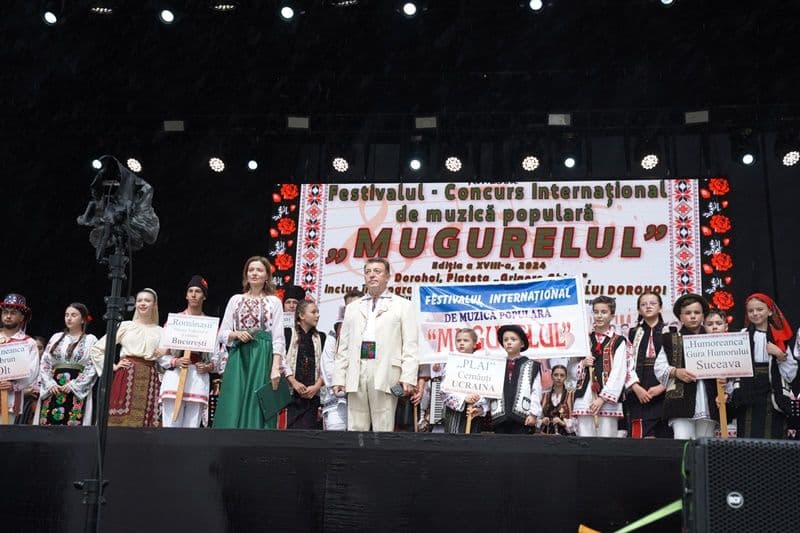 A doua zi Festival Mugurelul 2014_001