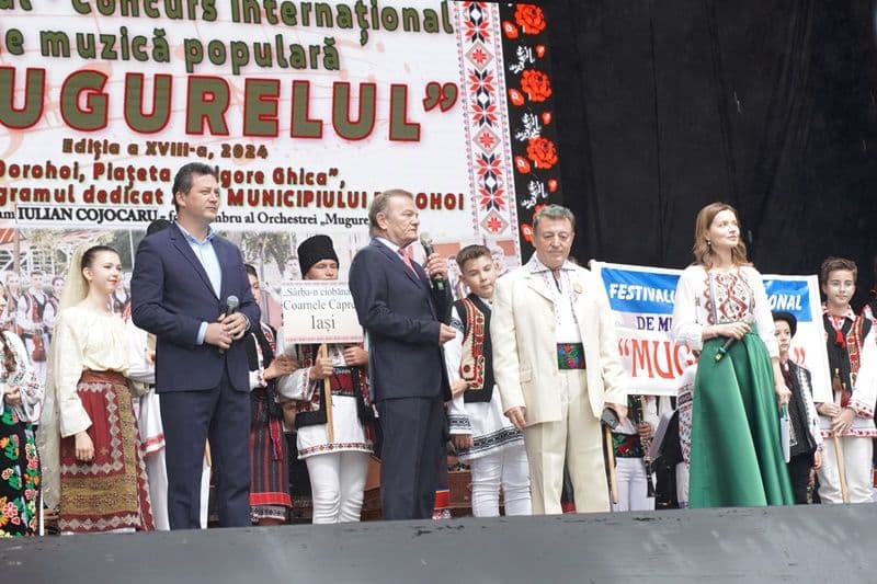 A doua zi Festival Mugurelul 2014_002