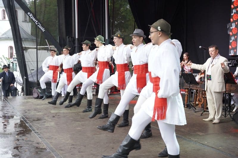 A doua zi Festival Mugurelul 2014_009