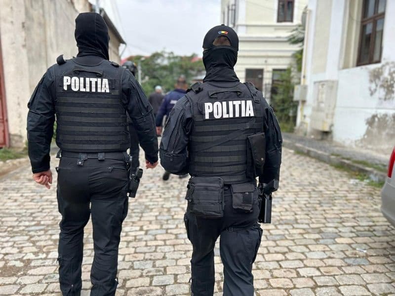 politia 08