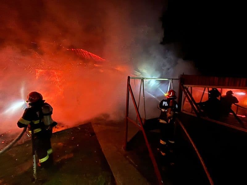 incendiu 04
