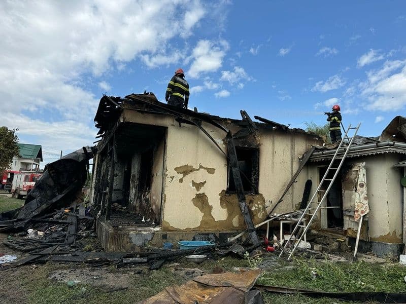 Incendiu casa_003